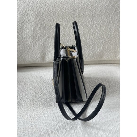 NWT Michael Kors Mercer Medium Messenger Crossbody Leath Bag in Olive Green - Picture 5 of 8